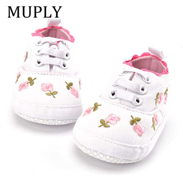 Baby-Girl-Shoes-White-Lace-Floral-Embroidered-Soft-Shoes-Prewalker-Walking-Toddler-Kids-Shoes-First-Walker-1